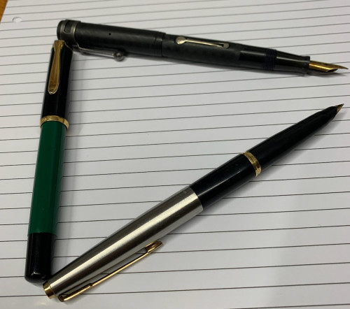 DDCDC7AB-5BAB-4A26-80B7-C2E24DE5E035.jpeg (225.14 KiB) Visto 1106 volte Le tre piccole sorelle