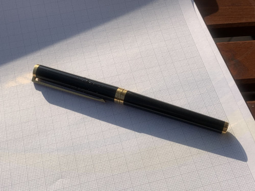 2B97078D-6164-48B4-8B90-A77DBA649B7A.jpeg (2.51 MiB) Visto 3718 volte ST Dupont Classique - Laque de Chine