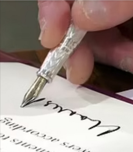 Screenshot_20230507_194151.jpg (152.7 KiB) Visto 1907 volte a me dice "Montblanc"