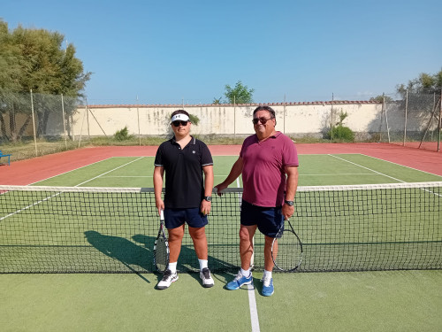 IMG-20240802-WA0000.jpg (536.52 KiB) Visto 1418 volte Dalle nove alle dieci di mattina eh. Dopo all'ombra