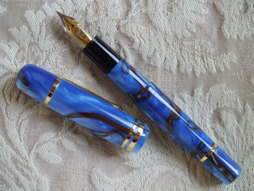 P1170116- Bexley Poseidon Magnum II Blue Pearl- brown stripe.jpg