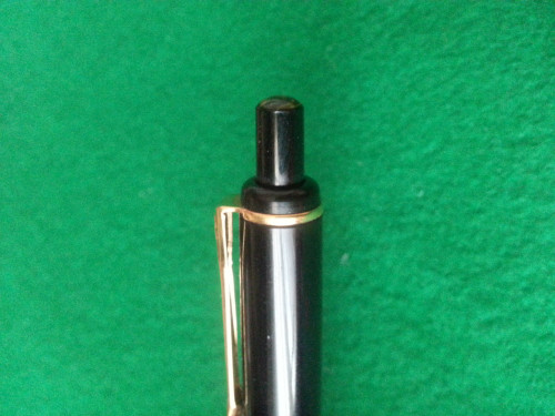 Pelikan k200