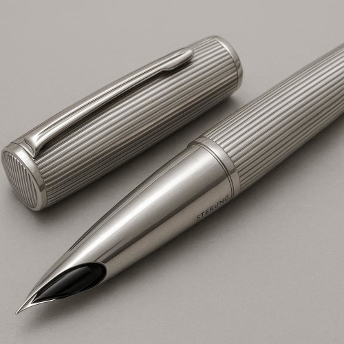 sterling fountain pen hooded nib.jpeg (138.64 KiB) Visto 460 volte NON è una murex