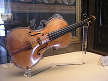 Stradivarius.jpg