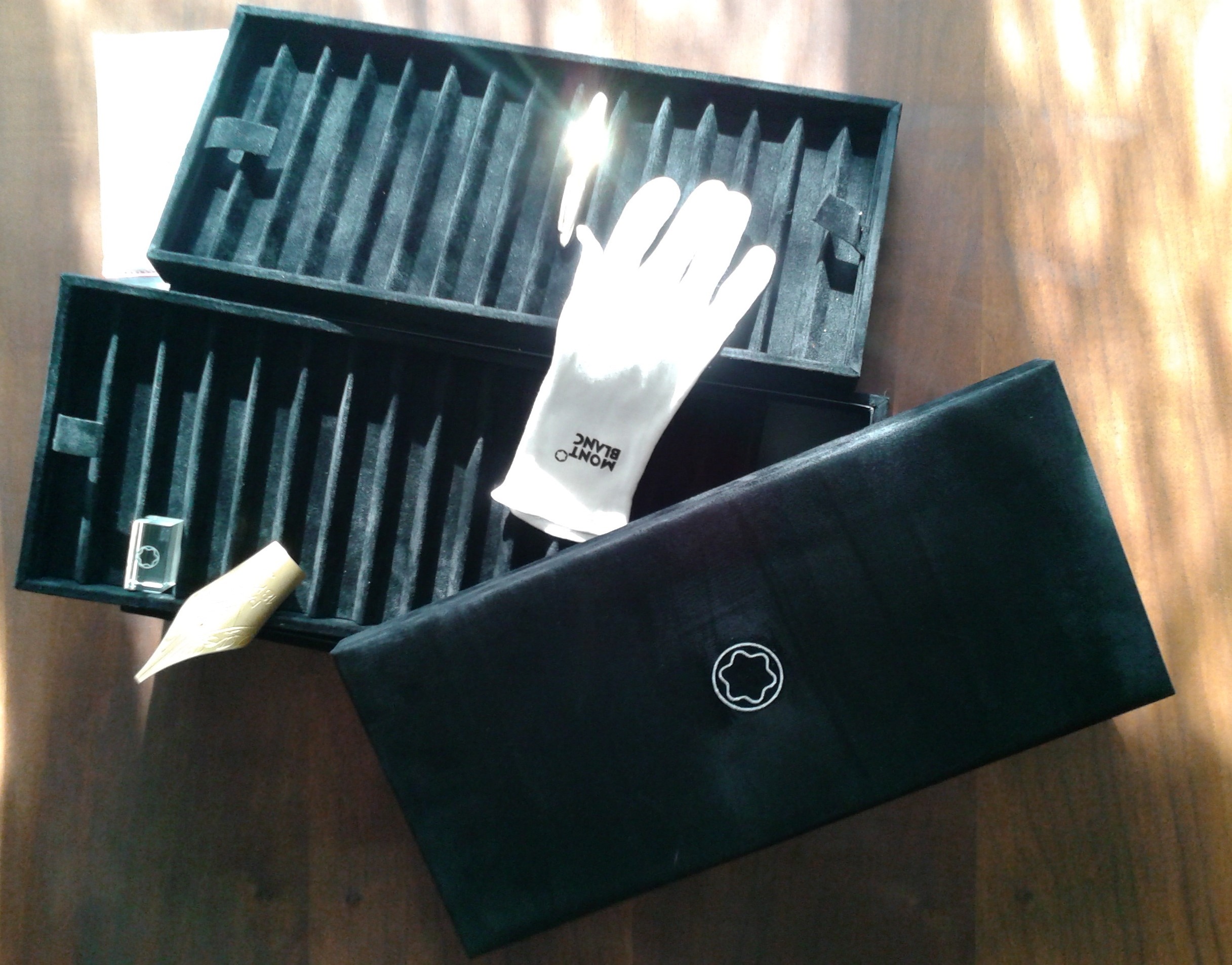 3. MB scrigno aperto 2.jpg