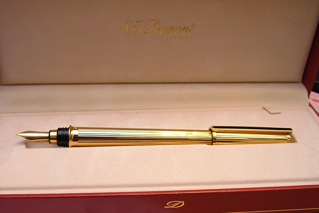 Dupont aperta.jpg