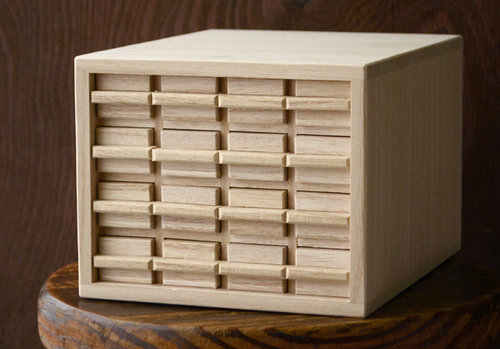 s-l1600 (1).jpg (75.08 KiB) Visto 6845 volte portapenne in legno