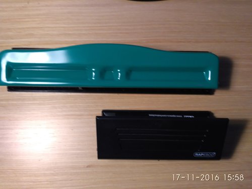 IMG_20161117_155803.jpg (566.58 KiB) Visto 2940 volte perforatori per organizer e quaderni