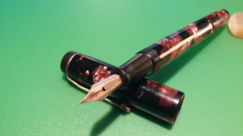 Conway Stewart 55 x forum.jpg (476.39 KiB) Visto 1697 volte Conway Stewart 55 (presumably)