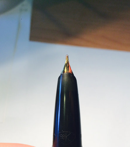 Pennino.jpg (1.24 MiB) Visto 4784 volte Dettaglio del pennino in oro