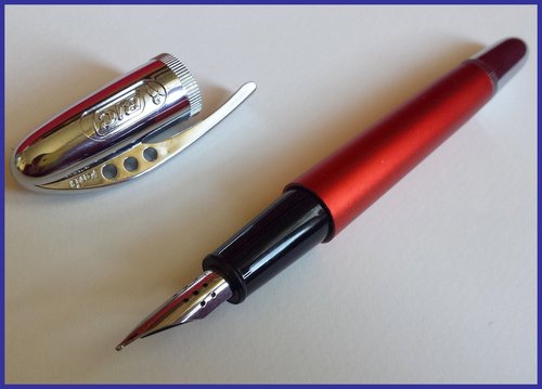 09.jpg (282.75 KiB) Visto 3798 volte Stilografica Bic Turn & Up