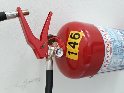 20180523_143223.jpg (3.32 MiB) Visto 1352 volte Estintore o altro?