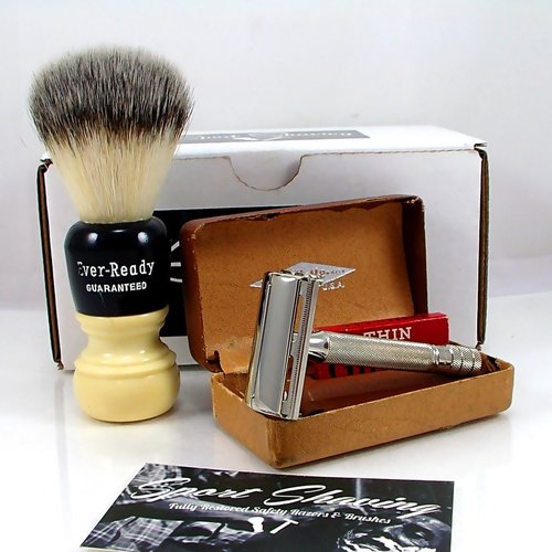 $(KGrHqFHJEgFJ,MRDfgQBSdo48ggkw~~60_57.JPG (208.55 KiB) Visto 4529 volte Gillette Tech Ranger (1941)