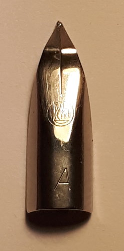 Pelikano 1968_01.jpg (470.14 KiB) Visto 2923 volte Pelikano Antimacchia 1968