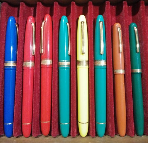 IMG_20190309_174415.jpg (2.09 MiB) Visto 4915 volte Queste se non sbaglio sono Ogiva ma viste le differenti grandezze non capisco se sono o meno dei modelli diversi ...