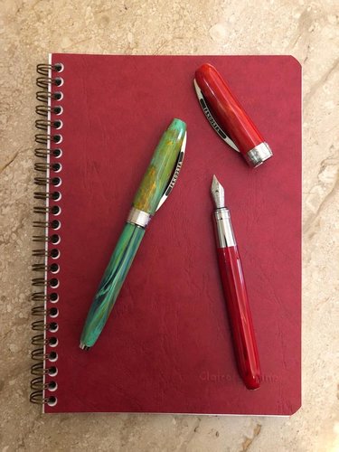 IMG-20190409-WA0018.jpg (101.34 KiB) Visto 8975 volte Un omaggio a due grandi ed eterni artisti: Van Gogh e Rembrandt.