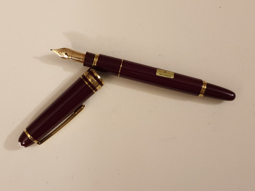 Montblanc 114R Burgundy