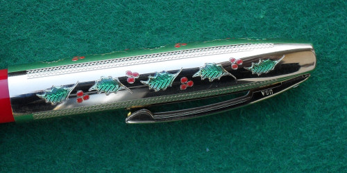 Sheaffer's Holly Pen 1996 cap closeup.JPG