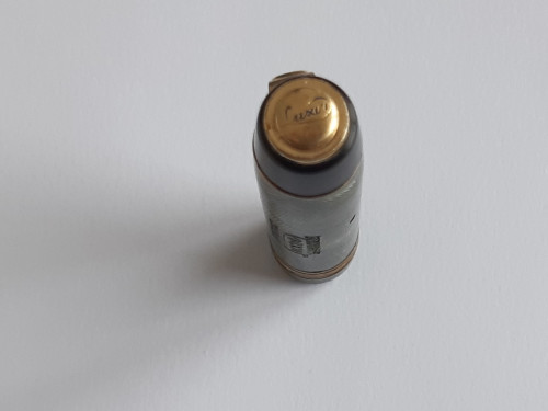 20200418_154906.jpg (194.76 KiB) Visto 2884 volte Particolare del cappuccio: in cima si legge solo Luxor