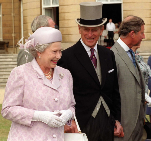 La Regina Elisabetta II ed il consorte, Principe Filippo, nel 1999