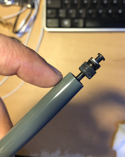 IMG-2776.jpg (1.06 MiB) Visto 1866 volte Filettatura svitata e diaframma bloccato dentro il fusto