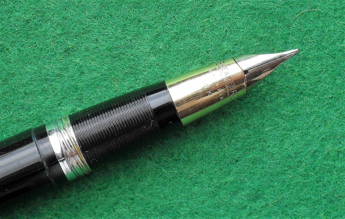 Sheaffer'S Valiant snorkel - nib.JPG