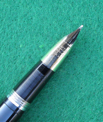 Sheaffer's TM Valiant snorkel Triumph M5 - nib.JPG