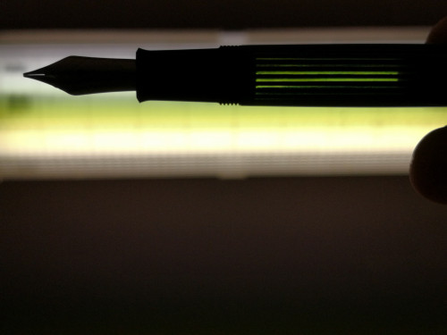 IMG_20210526_231817.jpg (2.02 MiB) Visto 1783 volte Trasparenza del fusto e spazio tra i rebbi.