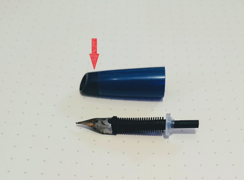 DSC_1321.JPG (410.77 KiB) Visto 2111 volte La freccia indica la macchiatura della sezione