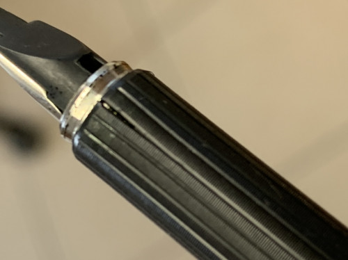 F70A84FE-142C-4B02-B2D1-E75CFE151356.jpeg (177.19 KiB) Visto 1364 volte Particolare della crepa