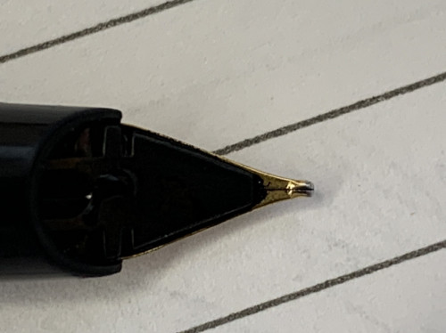 7F185136-FE31-4F63-B052-77CBBCE5EDA4.jpeg (179.3 KiB) Visto 1147 volte Pennino da sotto