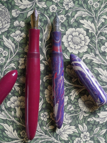 P1200902-3 Ranga Splendour red.jpg