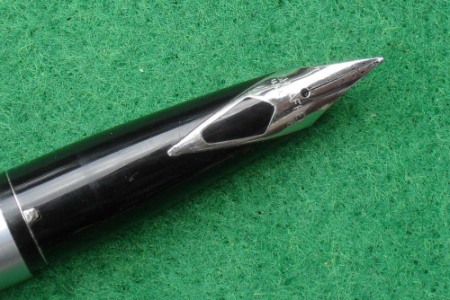 Sheaffer 444 - nib.JPG