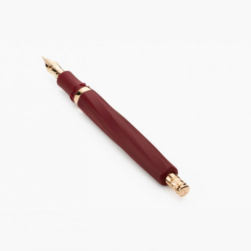 Visconti Divina Matte Bordeaux 2.jpg