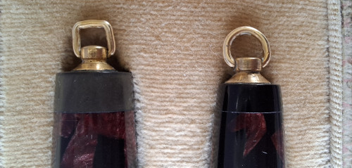 49. PARKER VEST-PARKER SET BURGUNDY & BLACK. Pen and Pencil ring tops.jpg