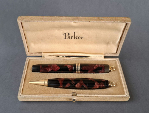 50. PARKER VEST-PARKER SET BURGUNDY & BLACK SET IN BOX 1.jpg