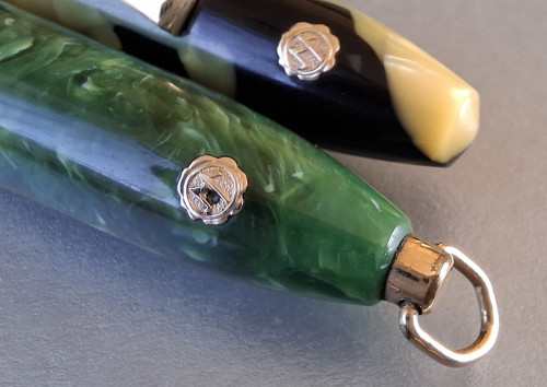 18. Wahl-Eversharp Equi-Poised n.2 with clip (C) and with ring top (W) cap tops.jpg