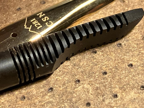 Alimentatore ebanite Leonardo 2.jpg