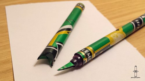 Green PauperPen with ColorSword nib - macro.jpg