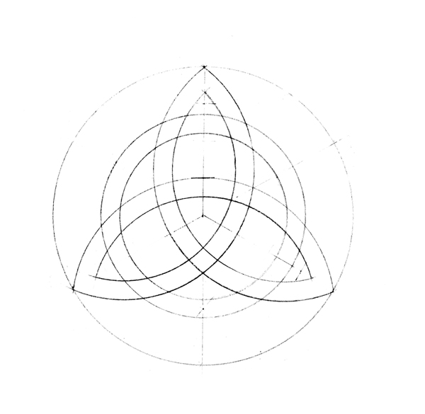 Ho disegnato il Celtic Knot e il cerchio. Tutto con il compasso, facile facile...