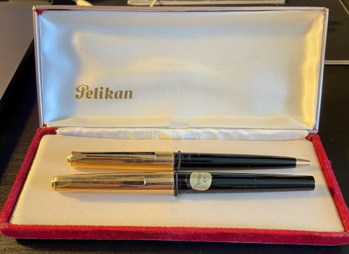 Pelikan EF