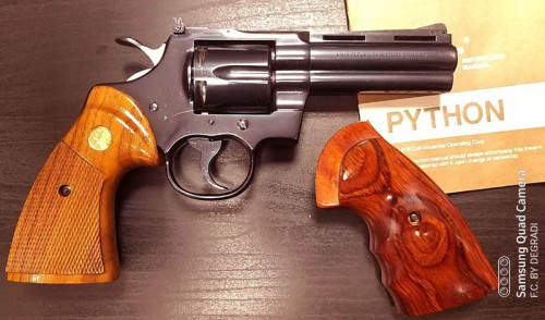 Colt Python 357m.