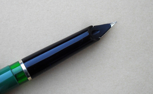 Pelikan MK10 - feed.JPG