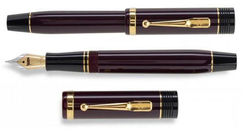 Conway_Stewart_Churchill_bordeaux_fountainpen.jpg